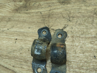 крепление стабилизатора / втулки стабилизатора Renault Duster 1 поколение 2012, 2.0 л., F4R 403, бензин, АКПП, внедорожник 5 дв., передний привод