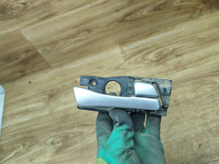 ручка внутренняя задняя правая Hyundai Solaris 1 поколение 2013, 1.6 л., G4FC, бензин, АКПП, седан