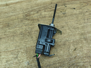 активатор замка крышки топливного бака Lada Vesta 1 поколение 2017, 1.6 л., бензин, МКПП, седан, 8450031755