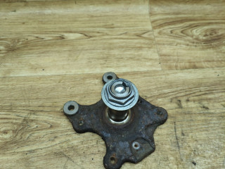 кулак задний правый Peugeot 3008 1 поколение 2011, 1.6 л., дизель, МКПП, внедорожник 5 дв.