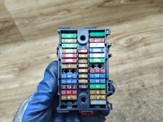 блок предохранителей Volkswagen Transporter T5 2004, 1.9 л., AXC, дизель, МКПП, микроавтобус, 7E0937617