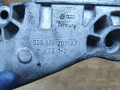 кронштейн двигателя Volkswagen Transporter T5 2004, 1.9 л., AXC, дизель, МКПП, микроавтобус, 038199207AF - фото №2