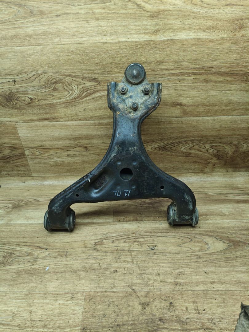 рычаг передний левый Mercedes-Benz Vito W639 (2003 - 2010), дизель, МКПП, микроавтобус, A6393300410 - фото №1