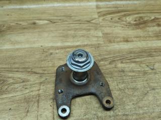 кулак задний правый Peugeot 5008 1 поколение 2011, 1.6 л., дизель, МКПП, минивэн