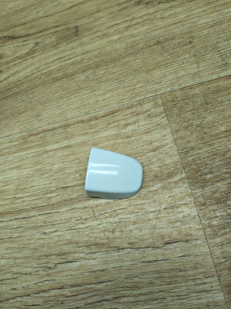 ручка наружная Lada Vesta 1 поколение 2017, 1.6 л., бензин, МКПП, седан, 8450039477 - фото №1