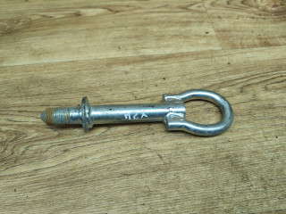 крюк буксировочный Lada Vesta 1 поколение 2017, 1.6 л., бензин, МКПП, седан