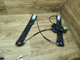 стеклоподъемник электрический передний правый Land Rover Range Rover Evoque L538 2012, 2.2 л., 224DT, дизель, МКПП, внедорожник 5 дв.