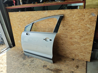 дверь передняя левая Peugeot 3008 1 поколение 2010, 1.6 л., 9HR (DV6C), дизель, робот, внедорожник 5 дв.