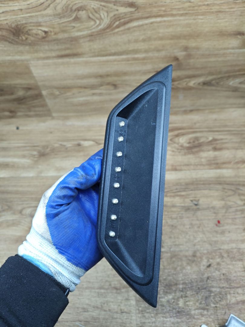 дополнительный стоп-сигнал Lada Vesta 1 поколение 2017, 1.6 л., бензин, МКПП, седан, 8450006966 - фото №1