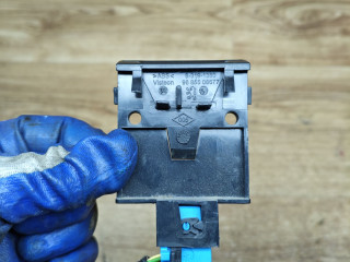 Декоративная накладка центральной консоли Peugeot 3008 1 поколение 2010, 1.6 л., 9HR (DV6C), дизель, робот, внедорожник 5 дв., 9685508677