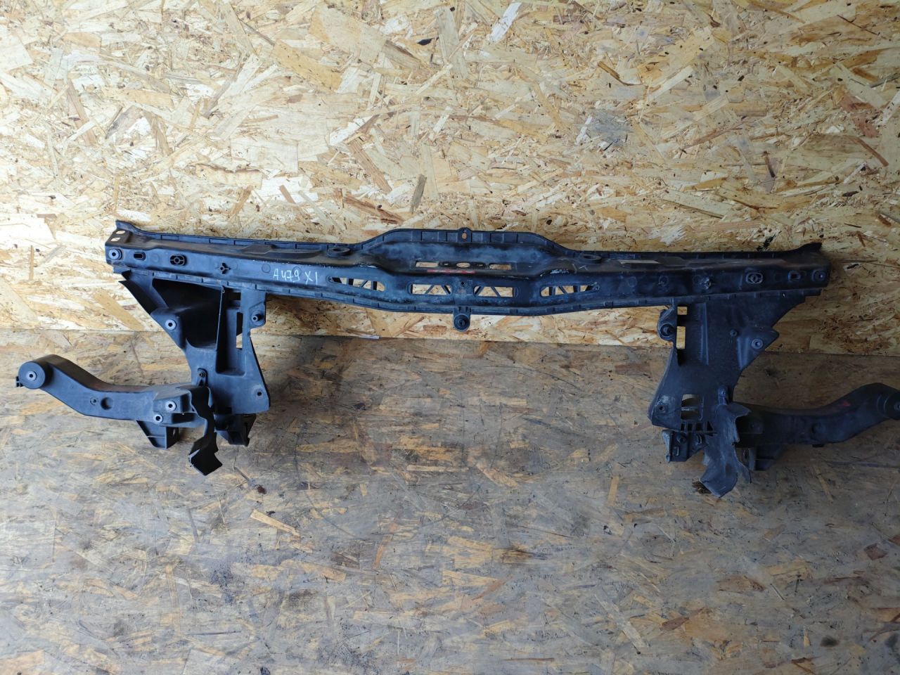 передняя панель крепления облицовки (телевизор) Mercedes-Benz Vito W639 (2003 - 2010), дизель, МКПП, микроавтобус, A6398800003 - фото №1