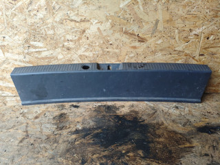 накладка внутренняя на заднюю панель кузова Toyota Picnic 1 поколение 1999, 2.2 л., 3C-TE, дизель, МКПП, минивэн