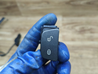 кнопка центрального замка Land Rover Range Rover Evoque L538 2012, 2.2 л., 224DT, дизель, МКПП, внедорожник 5 дв., BJ3214017AB