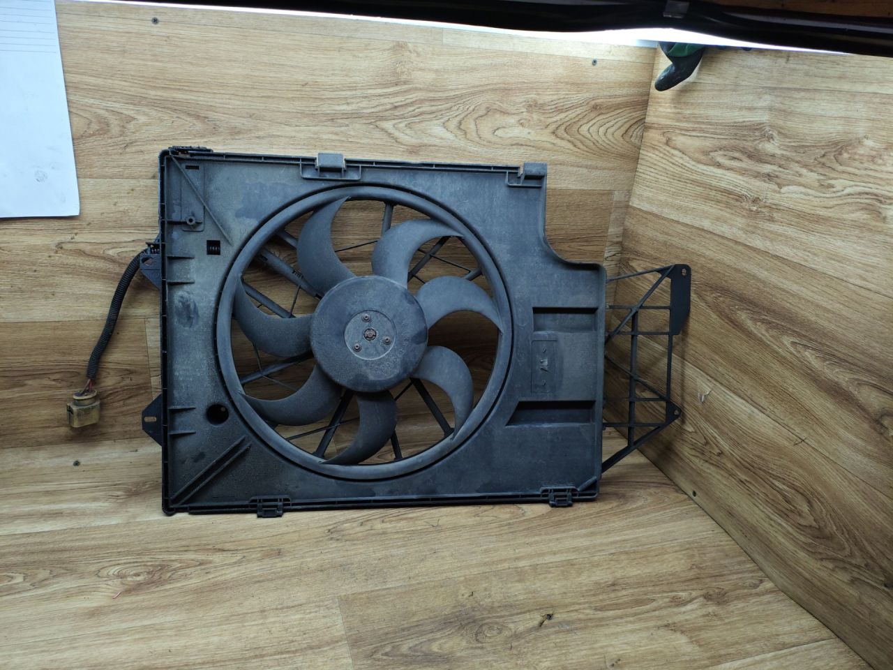 вентилятор радиатора Volkswagen Transporter T5 2007, 1.9 л., BRS, дизель, МКПП, микроавтобус, 7H0959455A, 0130303290 - фото №1