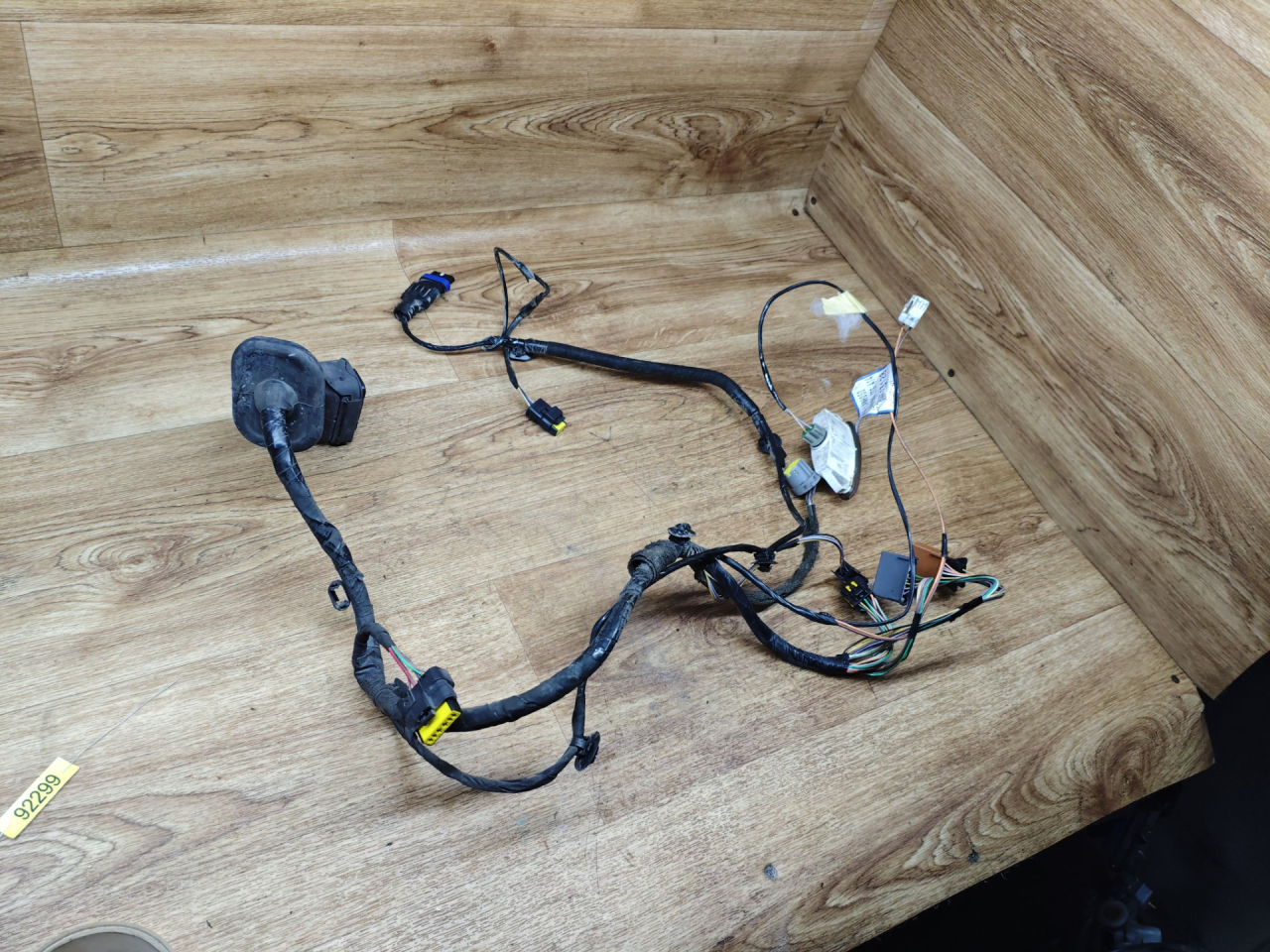 дверная проводка Renault Espace 4 поколение 2006, 2.2 л., G9T 742, дизель, МКПП, минивэн, 8200513128 - фото №1