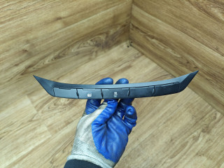 кнопка (выключатель) Lada Vesta 1 поколение 2017, 1.6 л., бензин, МКПП, седан, 8450006943