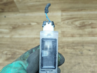 подсветка номера Lada Vesta 1 поколение 2017, 1.6 л., бензин, МКПП, седан, 1113-3717-010