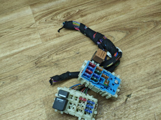 блок предохранителей Land Rover Range Rover Evoque L538 2012, 2.2 л., 224DT, дизель, МКПП, внедорожник 5 дв.