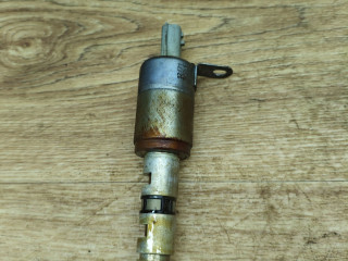 клапан фазорегулятора Renault Duster 1 поколение 2012, 2.0 л., F4R 403, бензин, АКПП, внедорожник 5 дв., передний привод, 642783