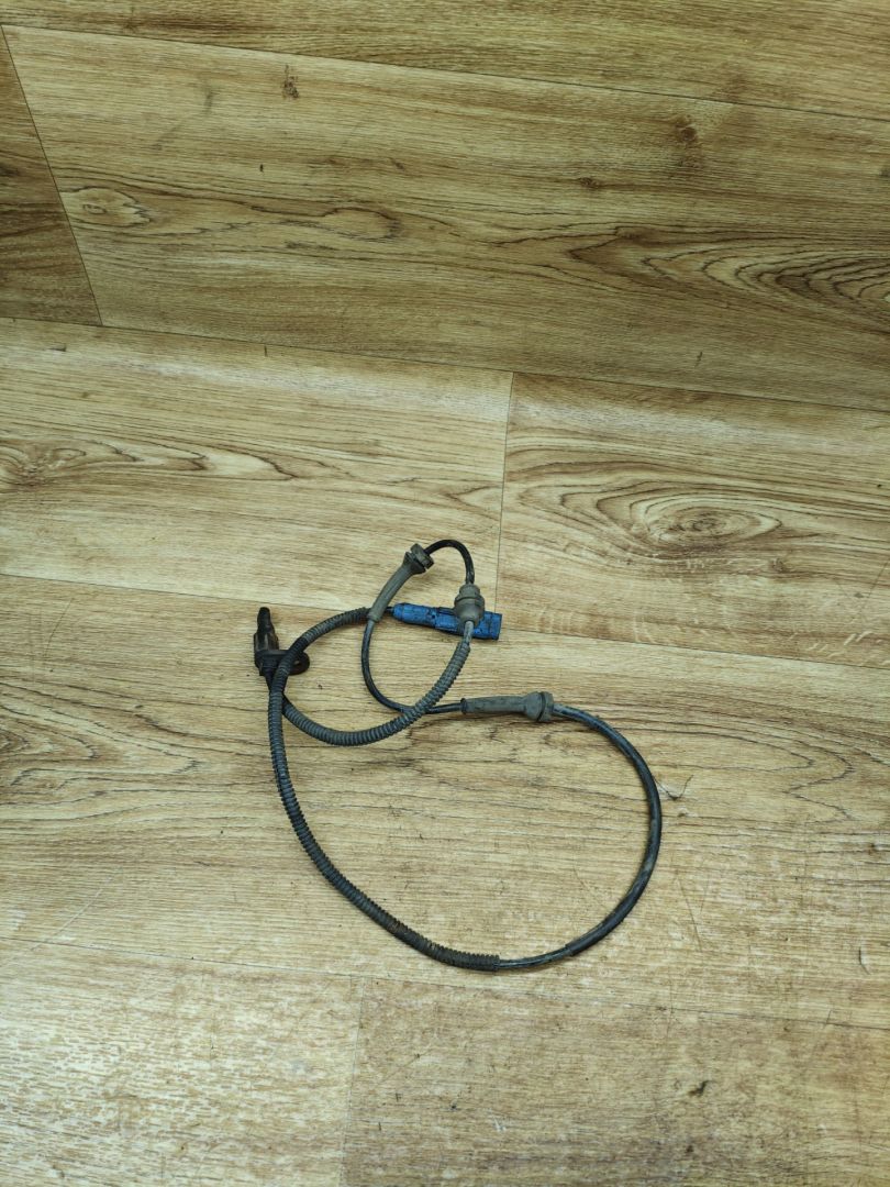 датчик ABS Peugeot 208 1 поколение 2012, 1.2 л., бензин, МКПП, хетчбэк 3 дв., 9665455580 - фото №1