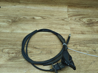 трос капота Renault Duster 1 поколение 2012, 2.0 л., F4R 403, бензин, АКПП, внедорожник 5 дв., передний привод