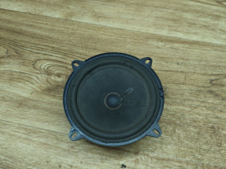 динамик двери Renault Duster 1 поколение 2012, 2.0 л., F4R 403, бензин, АКПП, внедорожник 5 дв., передний привод