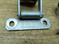 петля крышки багажника Renault Duster 1 поколение 2012, 2.0 л., F4R 403, бензин, АКПП, внедорожник 5 дв., передний привод - фото №3