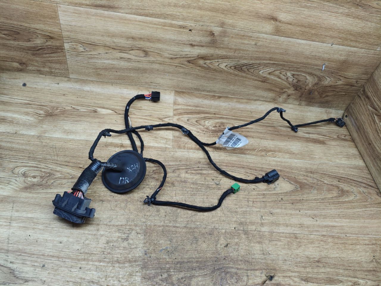 дверная проводка Lada Vesta 1 поколение 2017, 1.6 л., бензин, МКПП, седан, 8450007008 - фото №1