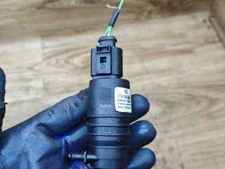 насос (моторчик) омывателя стекла Volkswagen Transporter T5 2004, 1.9 л., AXC, дизель, МКПП, микроавтобус