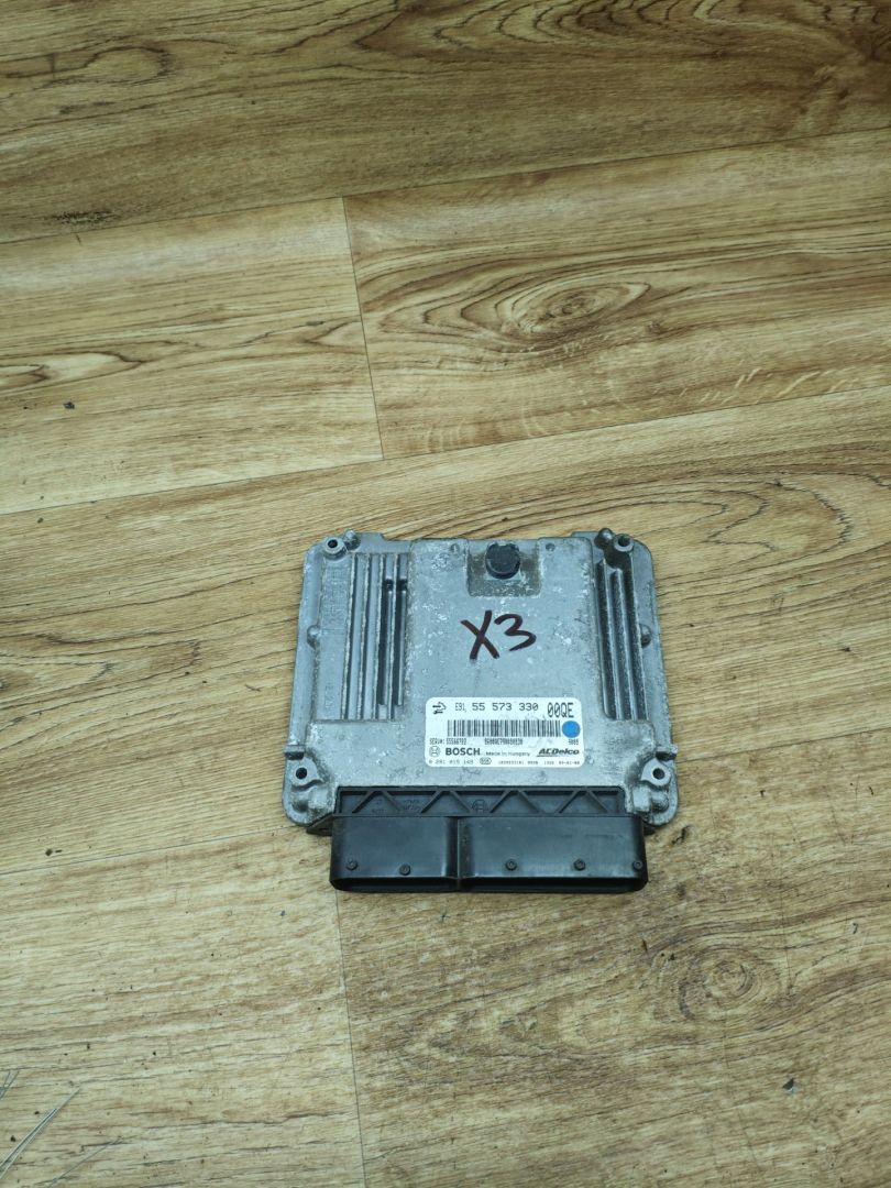 блок управления двигателем Opel Insignia 1 поколение (A) 2008, 2.0 л., A 20 DTH, дизель, МКПП, седан, 55566722, 0281015149, 55573330 - фото №1