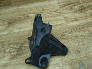 Крепление бампера заднего Peugeot 3008 1 поколение 2011, 1.6 л., дизель, МКПП, внедорожник 5 дв., 9683342880