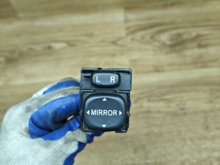 джойстик регулировки зеркал Toyota Corolla 9 поколение (E120/E130) 2002, 1.4 л., 4ZZ-FE, бензин, МКПП, хетчбэк 5 дв.