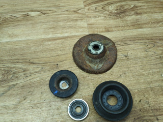 опора амортизатора верхняя (чашка) Renault Duster 1 поколение 2012, 2.0 л., F4R 403, бензин, АКПП, внедорожник 5 дв., передний привод