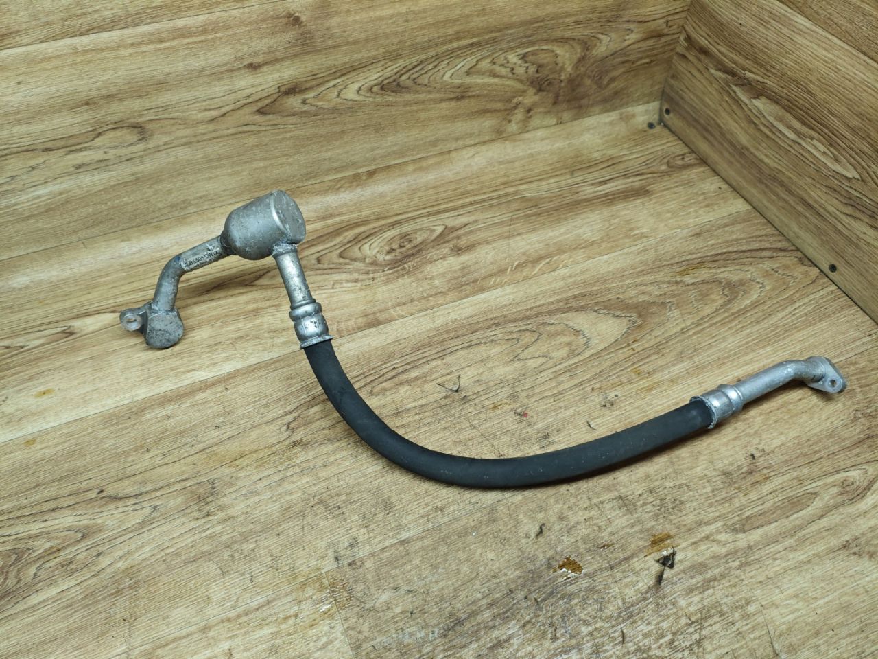 трубка кондиционера Land Rover Range Rover Evoque L538 2012, 2.2 л., 224DT, дизель, МКПП, внедорожник 5 дв., BJ3219N502CB - фото №1