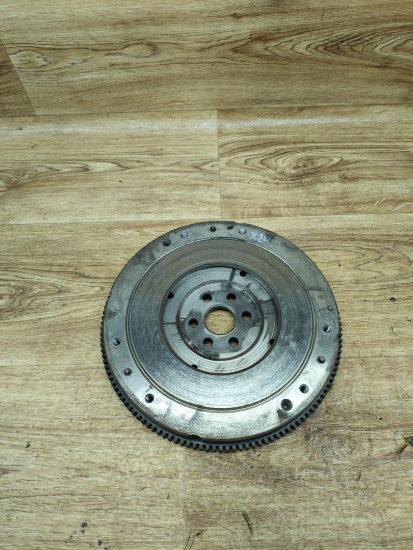 маховик Lada Vesta 1 поколение 2017, 1.6 л., бензин, МКПП, седан - фото №1