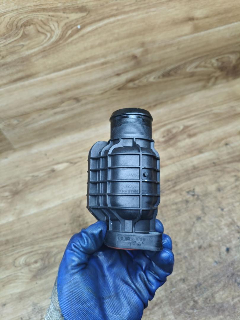 патрубок интеркулера Peugeot 5008 1 поколение 2011, 1.6 л., дизель, МКПП, минивэн, 9687261180 - фото №1