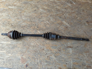 полуось передняя правая (приводной вал, ШРУС) Peugeot 3008 1 поколение 2010, 1.6 л., 9HR (DV6C), дизель, робот, внедорожник 5 дв.