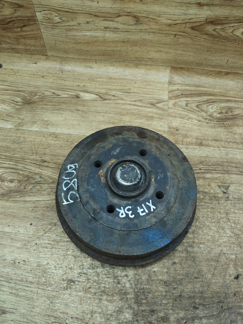 барабан тормозной Peugeot 208 1 поколение 2012, 1.2 л., бензин, МКПП, хетчбэк 3 дв. - фото №1