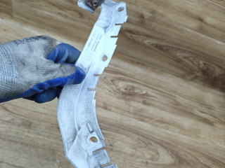 Крепление бампера заднего Land Rover Range Rover Evoque L538 2012, 2.2 л., 224DT, дизель, МКПП, внедорожник 5 дв., BJ32-17A882-AC