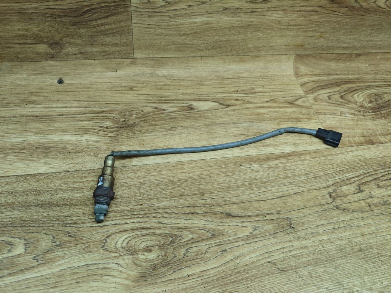 лямбда-зонд Lada Vesta 1 поколение 2017, 1.6 л., бензин, МКПП, седан, H8201312873, 226A41772R, 0258030144 - фото №1