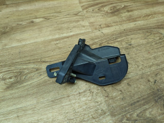 крепление ( кронштейн ) крыла Land Rover Range Rover Evoque L538 2012, 2.2 л., 224DT, дизель, МКПП, внедорожник 5 дв., BJ32-16A142-AA