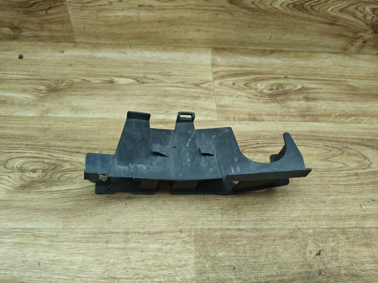 крепление бампера Peugeot 208 1 поколение 2012, 1.2 л., бензин, МКПП, хетчбэк 3 дв., 9673872780 - фото №1