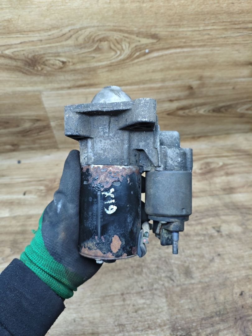 стартер Renault Duster 1 поколение 2012, 2.0 л., F4R 403, бензин, АКПП, внедорожник 5 дв., передний привод, 8200792969, 0001107477, 1005831666 - фото №1