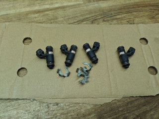 форсунка Renault Duster 1 поколение 2012, 2.0 л., F4R 403, бензин, АКПП, внедорожник 5 дв., передний привод, 166009398R, H8201078950