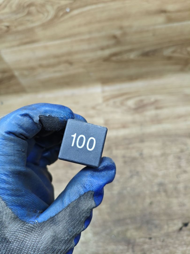 реле (прочие) Volkswagen Transporter T5 2004, 1.9 л., AXC, дизель, МКПП, микроавтобус, 7M0951253A - фото №1