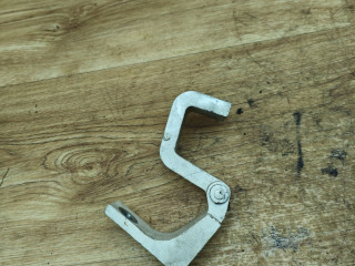 петля двери Volkswagen Transporter T5 2004, 1.9 л., AXC, дизель, МКПП, микроавтобус, 7H0831402B