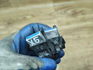 реле (прочие) Volkswagen Polo 5 поколение 2011, 1.6 л., CFNA, бензин, МКПП, седан, 443937105B