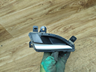 ручка внутренняя передняя левая Lada Vesta 1 поколение 2017, 1.6 л., бензин, МКПП, седан, 8450007744