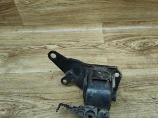 подушка крепления двигателя Toyota Avensis 2 поколение (T250) [рестайлинг] 2006, 1.6 л., 3ZZ-FE, бензин, МКПП, седан