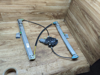 стеклоподъемник электрический передний левый Lada Vesta 1 поколение 2017, 1.6 л., бензин, МКПП, седан, 8450007731